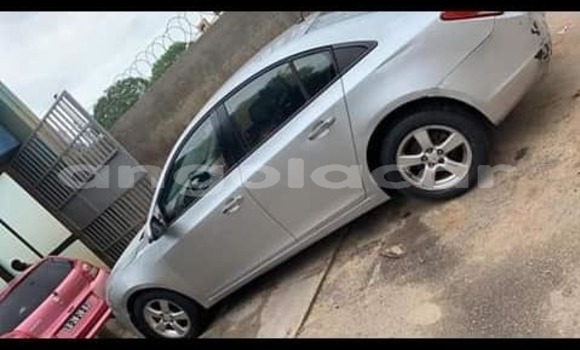 Buy Used Chevrolet Cruze Silver Car in Luanda in Luanda Province Buy Used Chevrolet Cruze Silver Car in Luanda in Luanda Province