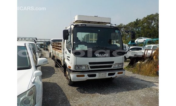 Comprar Importar Isuzu Rodeo Branco Carro em Import - Dubai em Bengo Province Comprar Importar Isuzu Rodeo Branco Carro em Import - Dubai em Bengo Province