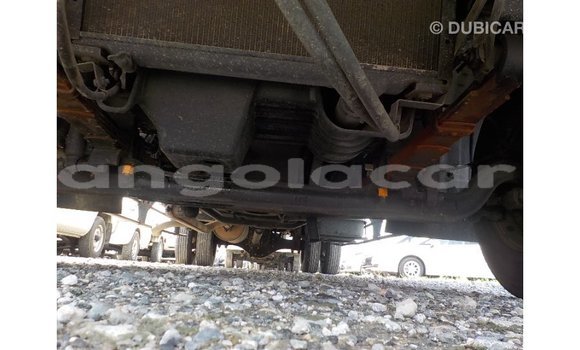 Comprar Importar Isuzu Rodeo Branco Carro em Import - Dubai em Bengo Province Comprar Importar Isuzu Rodeo Branco Carro em Import - Dubai em Bengo Province