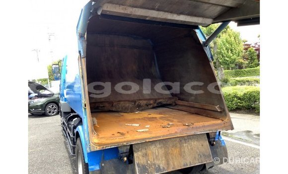 Comprar Importar Mitsubishi i Azul Carro em Import - Dubai em Bengo Province Comprar Importar Mitsubishi i Azul Carro em Import - Dubai em Bengo Province