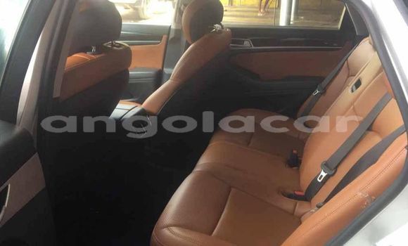 Buy Used Hyundai Genesis Silver Car in Benguela in Benguela Buy Used Hyundai Genesis Silver Car in Benguela in Benguela