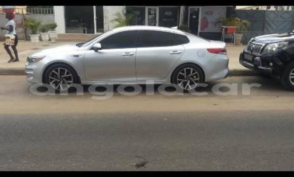 Comprar Usado Kia Optima Prata Carro em Benguela em Benguela Comprar Usado Kia Optima Prata Carro em Benguela em Benguela