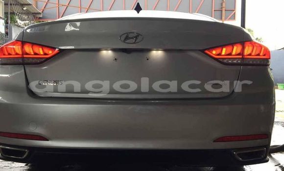 Buy Used Hyundai Genesis Silver Car in Benguela in Benguela Buy Used Hyundai Genesis Silver Car in Benguela in Benguela