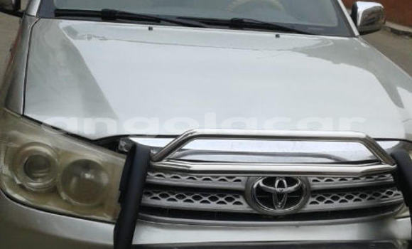 Comprar Usado Toyota Fortuner Prata Carro em Benguela em Benguela Comprar Usado Toyota Fortuner Prata Carro em Benguela em Benguela