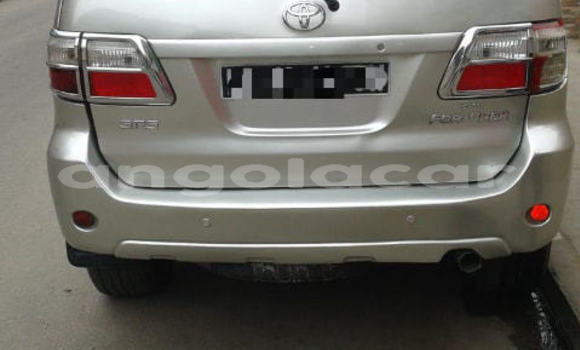 Comprar Usado Toyota Fortuner Prata Carro em Benguela em Benguela Comprar Usado Toyota Fortuner Prata Carro em Benguela em Benguela