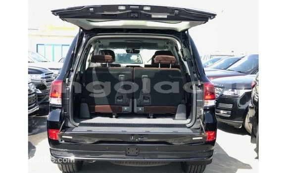 Comprar Importar Toyota Land Cruiser Preto Carro em Import - Dubai em Bengo Province Comprar Importar Toyota Land Cruiser Preto Carro em Import - Dubai em Bengo Province