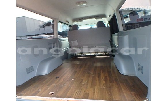 Comprar Importar Toyota Hiace Outro Carro em Import - Dubai em Bengo Province Comprar Importar Toyota Hiace Outro Carro em Import - Dubai em Bengo Province