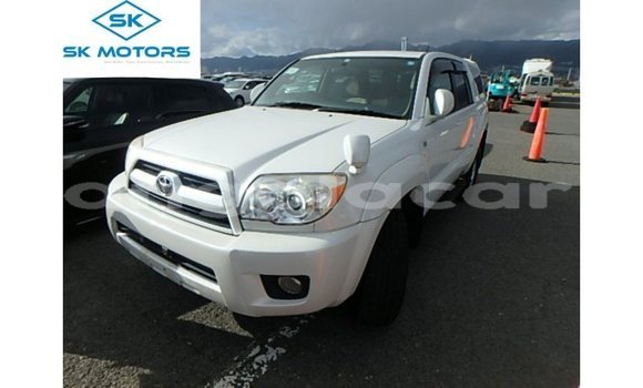 Comprar Importar Toyota Hilux Branco Carro em Import - Dubai em Bengo Province