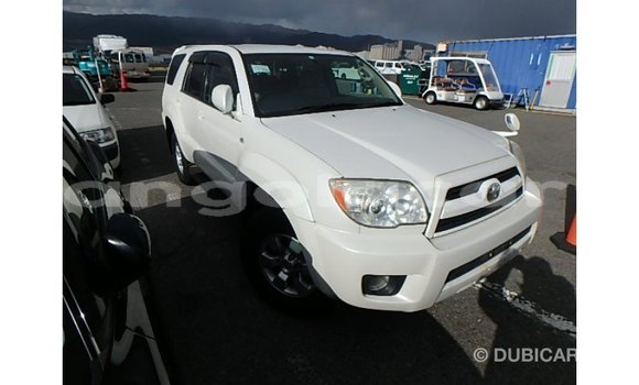 Comprar Importar Toyota Hilux Branco Carro em Import - Dubai em Bengo Province Comprar Importar Toyota Hilux Branco Carro em Import - Dubai em Bengo Province