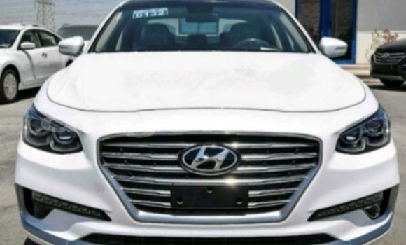 Buy New Hyundai Azera White Car in Luanda in Luanda Province