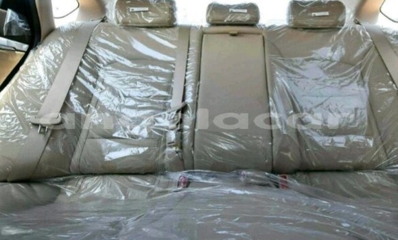 Buy New Hyundai Azera White Car in Luanda in Luanda Province Buy New Hyundai Azera White Car in Luanda in Luanda Province