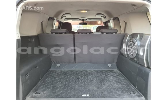 Comprar Importar Toyota FJ Cruiser Outro Carro em Import - Dubai em Bengo Province Comprar Importar Toyota FJ Cruiser Outro Carro em Import - Dubai em Bengo Province