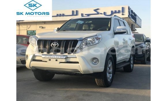 Comprar Importar Toyota Prado Branco Carro em Import - Dubai em Bengo Province