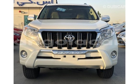 Acheter Import Voiture Toyota Prado Blanc à Import - Dubai, Province de Bengo Acheter Import Voiture Toyota Prado Blanc à Import - Dubai, Province de Bengo