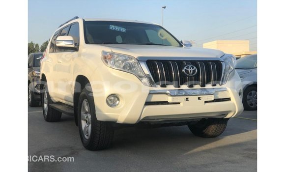 Acheter Import Voiture Toyota Prado Blanc à Import - Dubai, Province de Bengo Acheter Import Voiture Toyota Prado Blanc à Import - Dubai, Province de Bengo