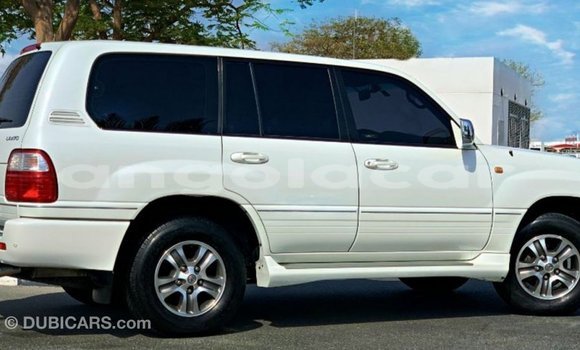 Comprar Importar Lexus LX Branco Carro em Import - Dubai em Bengo Province Comprar Importar Lexus LX Branco Carro em Import - Dubai em Bengo Province