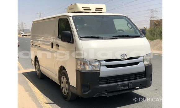 Comprar Importar Toyota Hiace Branco Carro em Import - Dubai em Bengo Province Comprar Importar Toyota Hiace Branco Carro em Import - Dubai em Bengo Province