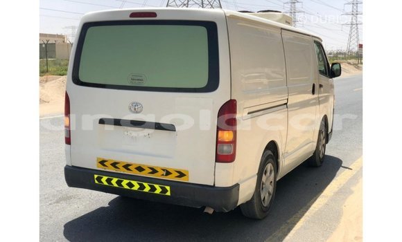 Comprar Importar Toyota Hiace Branco Carro em Import - Dubai em Bengo Province Comprar Importar Toyota Hiace Branco Carro em Import - Dubai em Bengo Province