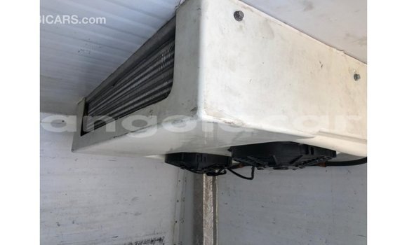 Comprar Importar Toyota Hiace Branco Carro em Import - Dubai em Bengo Province Comprar Importar Toyota Hiace Branco Carro em Import - Dubai em Bengo Province