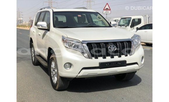 Comprar Importar Toyota Prado Branco Carro em Import - Dubai em Bengo Province Comprar Importar Toyota Prado Branco Carro em Import - Dubai em Bengo Province