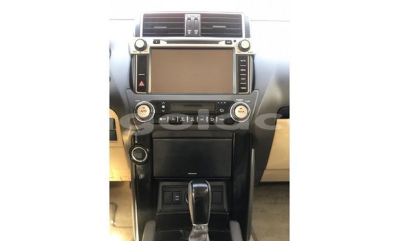 Comprar Importar Toyota Prado Branco Carro em Import - Dubai em Bengo Province Comprar Importar Toyota Prado Branco Carro em Import - Dubai em Bengo Province