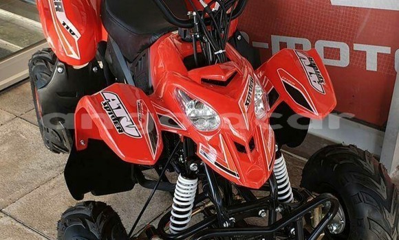 Comprar Usado Honda CN 250 Vermelho Moto em Luanda em Luanda Province