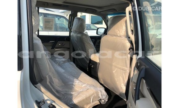 Buy Import Mitsubishi Pajero Black Car in Import - Dubai in Bengo Province Buy Import Mitsubishi Pajero Black Car in Import - Dubai in Bengo Province