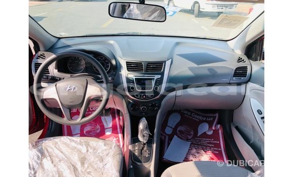Comprar Importar Hyundai Accent Vermelho Carro em Import - Dubai em Bengo Province Comprar Importar Hyundai Accent Vermelho Carro em Import - Dubai em Bengo Province