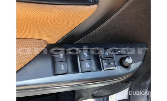 Acheter Import Voiture Toyota Fortuner Blanc à Import - Dubai, Province de Bengo Acheter Import Voiture Toyota Fortuner Blanc à Import - Dubai, Province de Bengo
