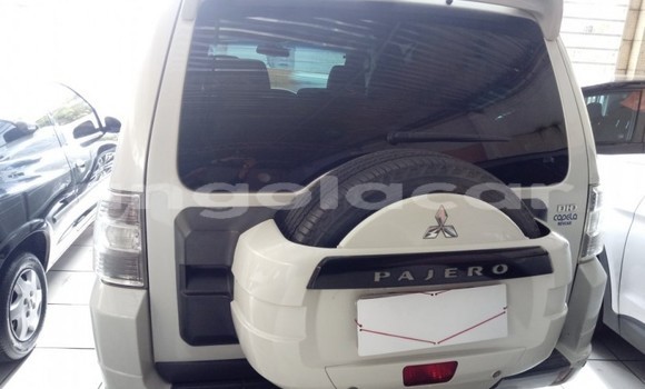 Acheter Occasion Voiture Mitsubishi Pajero Sport Blanc à Luena, Moxico Acheter Occasion Voiture Mitsubishi Pajero Sport Blanc à Luena, Moxico