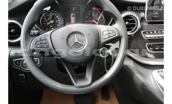 Comprar Importar Mercedes-Benz 250 Preto Carro em Import - Dubai em Bengo Province Comprar Importar Mercedes-Benz 250 Preto Carro em Import - Dubai em Bengo Province