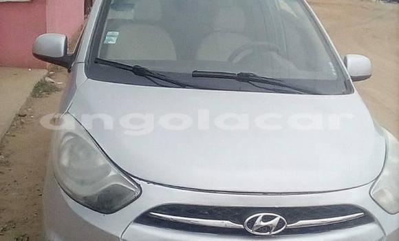 Comprar Usado Hyundai i10 Prata Carro em Luanda em Luanda Province