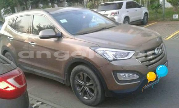 Acheter Occasion Voiture Hyundai Santa Fe Marron à Luanda, Province de Luanda Acheter Occasion Voiture Hyundai Santa Fe Marron à Luanda, Province de Luanda