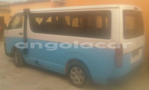 Buy Used Toyota Hiace Blue Car in Luanda in Luanda Province Buy Used Toyota Hiace Blue Car in Luanda in Luanda Province