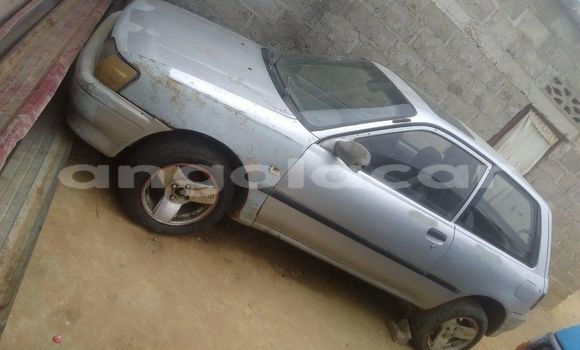 Buy Used Toyota Starlet Silver Car in Luanda in Luanda Province