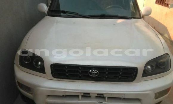 Buy Used Toyota RAV4 White Car in Luanda in Luanda Province Buy Used Toyota RAV4 White Car in Luanda in Luanda Province