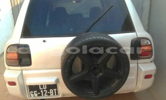 Buy Used Toyota RAV4 White Car in Luanda in Luanda Province Buy Used Toyota RAV4 White Car in Luanda in Luanda Province
