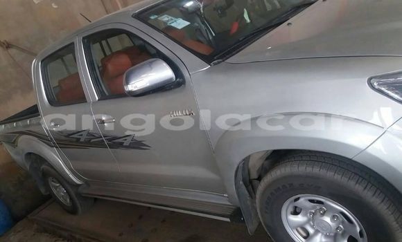 Buy Used Toyota Hilux Silver Car in Luanda in Luanda Province Buy Used Toyota Hilux Silver Car in Luanda in Luanda Province