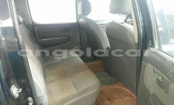 Buy Used Toyota Hilux Silver Car in Luanda in Luanda Province Buy Used Toyota Hilux Silver Car in Luanda in Luanda Province