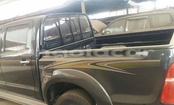 Buy Used Toyota Hilux Black Car in Luanda in Luanda Province Buy Used Toyota Hilux Black Car in Luanda in Luanda Province