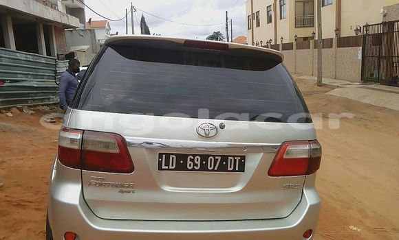 Buy Used Toyota Fortuner Silver Car in Luanda in Luanda Province Buy Used Toyota Fortuner Silver Car in Luanda in Luanda Province