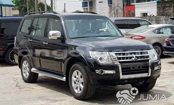 Buy Used Mitsubishi Pajero Black Car in Luena in Moxico Buy Used Mitsubishi Pajero Black Car in Luena in Moxico
