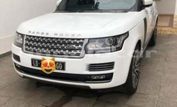 Buy Used Land Rover Range Rover White Car in Luena in Moxico