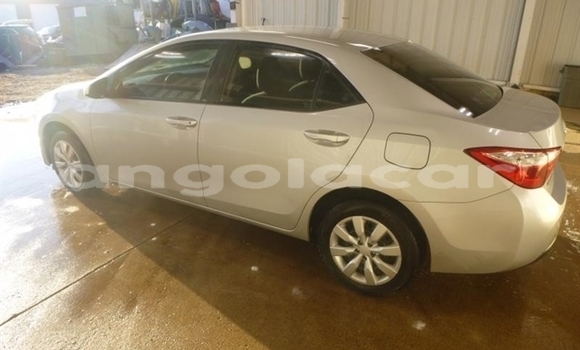 Comprar Usado Toyota Corolla Branco Carro em N'zeto em Zaire Comprar Usado Toyota Corolla Branco Carro em N'zeto em Zaire