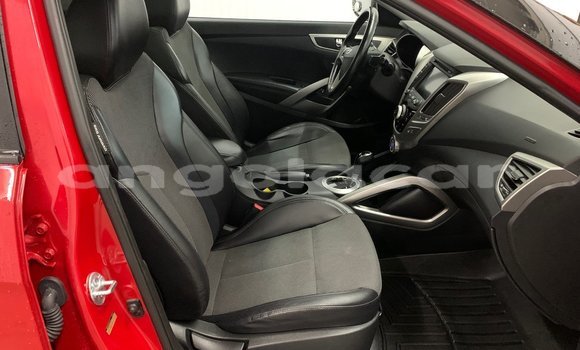 Acheter Occasion Voiture Hyundai Veloster Rouge à N'zeto, Zaïre Acheter Occasion Voiture Hyundai Veloster Rouge à N'zeto, Zaïre
