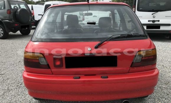 Acheter Occasion Voiture Toyota Starlet Rouge à Luena, Moxico Acheter Occasion Voiture Toyota Starlet Rouge à Luena, Moxico