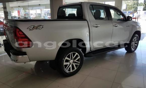 Comprar Usado Toyota Hilux Outro Carro em Luena em Moxico Comprar Usado Toyota Hilux Outro Carro em Luena em Moxico