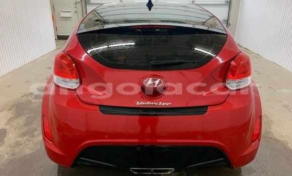 Buy Used Hyundai Veloster Red Car in Luena in Moxico Buy Used Hyundai Veloster Red Car in Luena in Moxico
