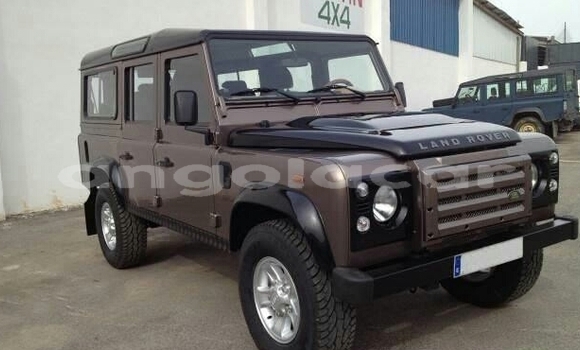 Comprar Usado Land Rover Defender Outro Carro em Luena em Moxico Comprar Usado Land Rover Defender Outro Carro em Luena em Moxico