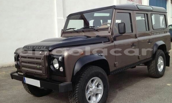 Comprar Usado Land Rover Defender Outro Carro em Luena em Moxico Comprar Usado Land Rover Defender Outro Carro em Luena em Moxico